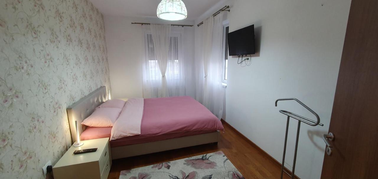 John'S Apartment Alba Iulia Dış mekan fotoğraf